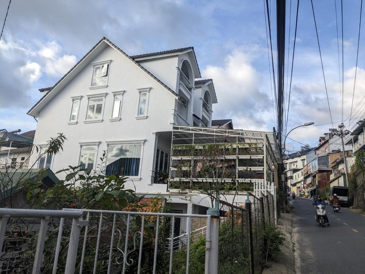 Vila Ha Huy Tap Da Lat Exterior photo